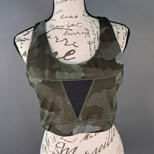 The North Face Stow N Go Sports Bra Size Large Green Camouflage